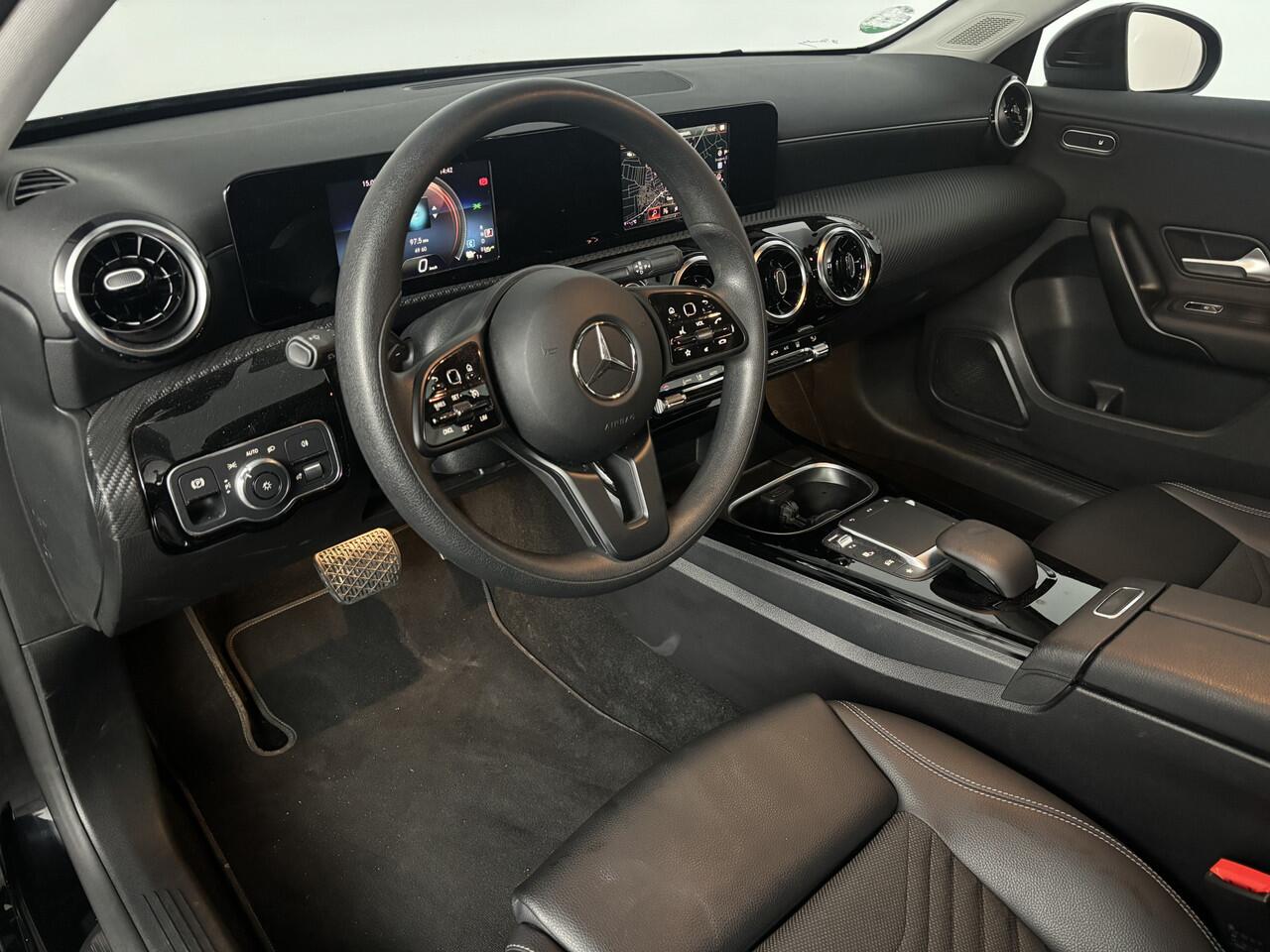 Mercedes-Benz A-KLASSE 250 e Style Style | Plug-in Hybrid | M-Bux | LED-koplampen