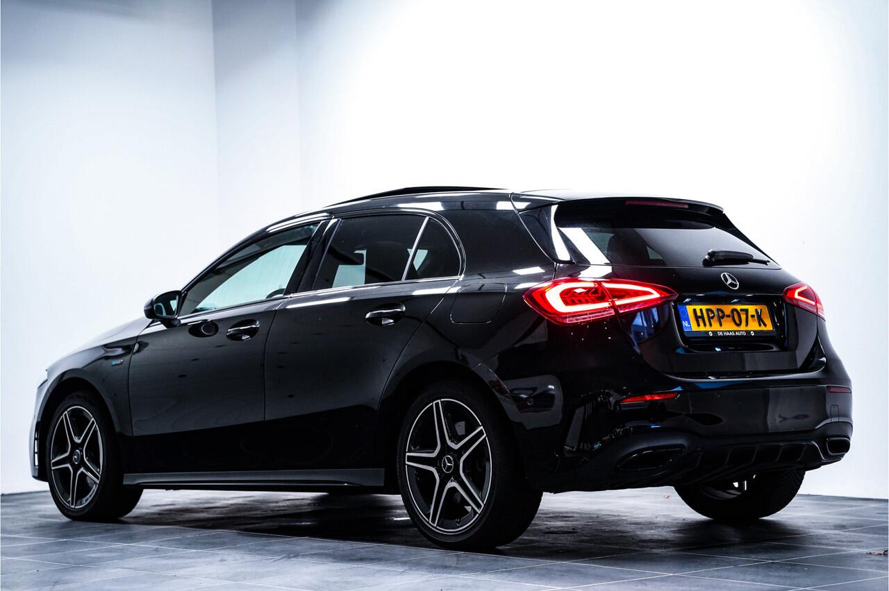 Mercedes-Benz A-KLASSE 250 e AMG|Panodak|Sfeerverlichting|Camera|Stoelverwarming