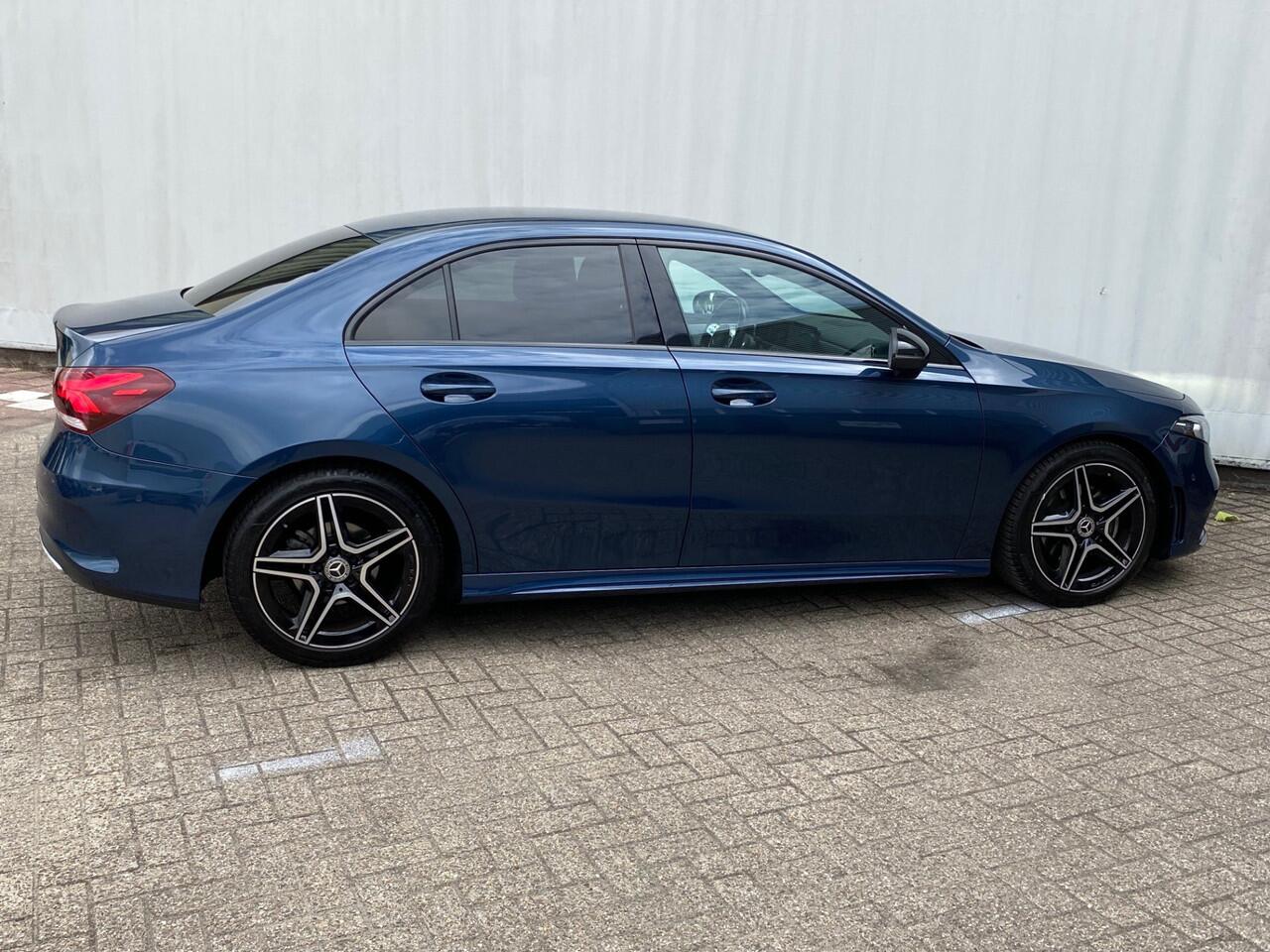 Mercedes-Benz A-KLASSE 180 Business Solution AMG /Night pakket +Sfeerv.