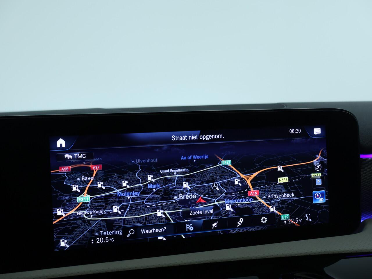 Mercedes-Benz A-KLASSE 250e Luxury-Line | Panorama schuif/kanteldak | Parkeersensoren + achteruitrijcamera | Multibeam Led | Sfeerverlichting | Dodehoekass | Apple CarPlay | Inclusief 24 maanden MB Certified garantie voor Europa.