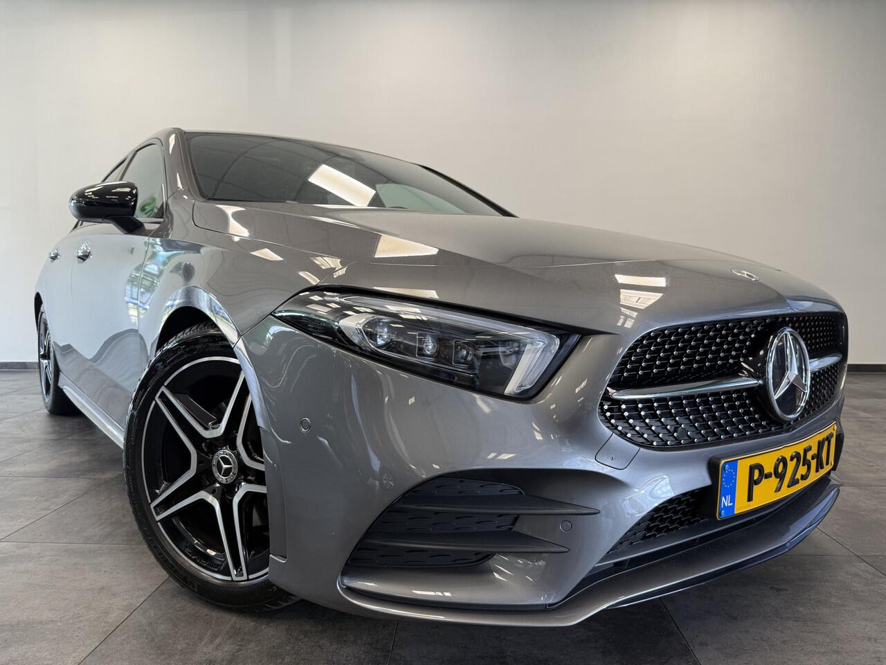 Mercedes-Benz A-KLASSE 180 Business Solution AMG Cruise/CLimate panoramadak PDC Multibeam LED NAP 24 maanden garantie mogelijk (*vraag naar de voorwaarden)