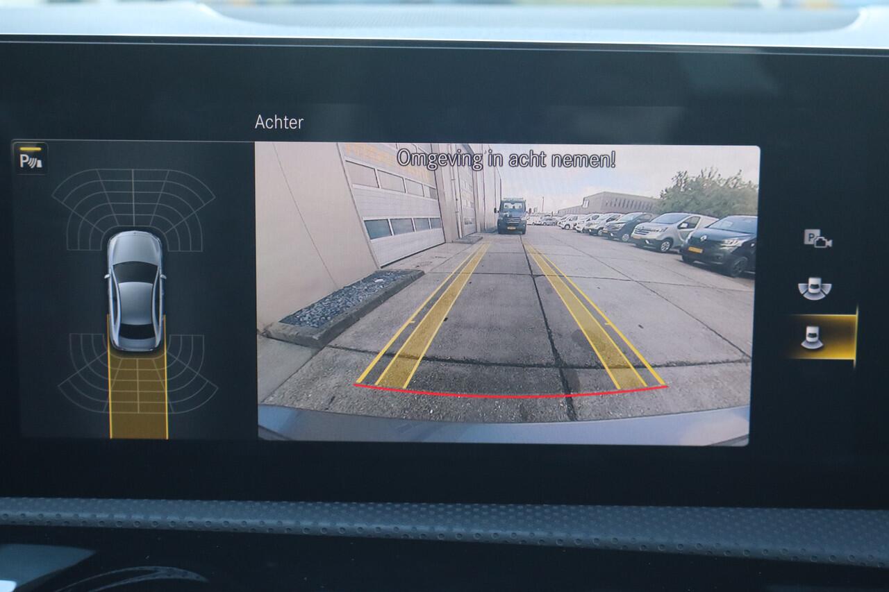 Mercedes-Benz A-KLASSE 200 Business Solution AMG NL- Auto!! Adap.Cruise I Sfeer-Verl. I Matrix Koplampen