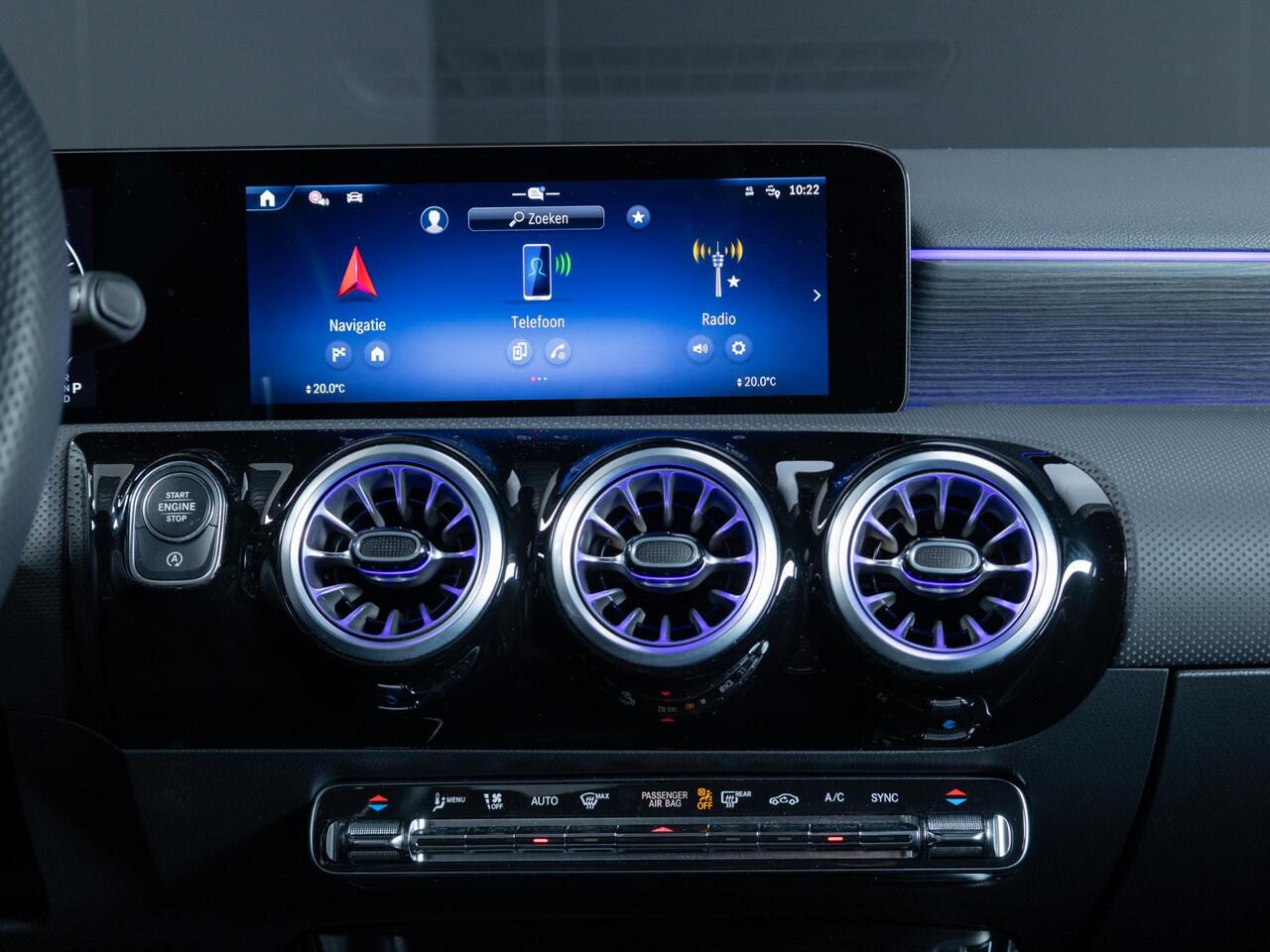 Mercedes-Benz A-KLASSE Hatchback 180 Business Solution AMG Panorama dak