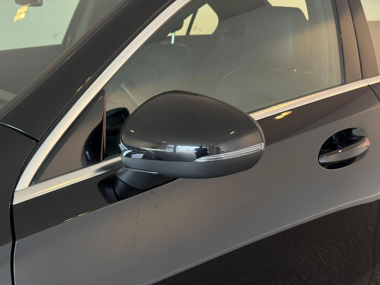 Mercedes-Benz A-KLASSE 250 e Business Solution Luxury Limited