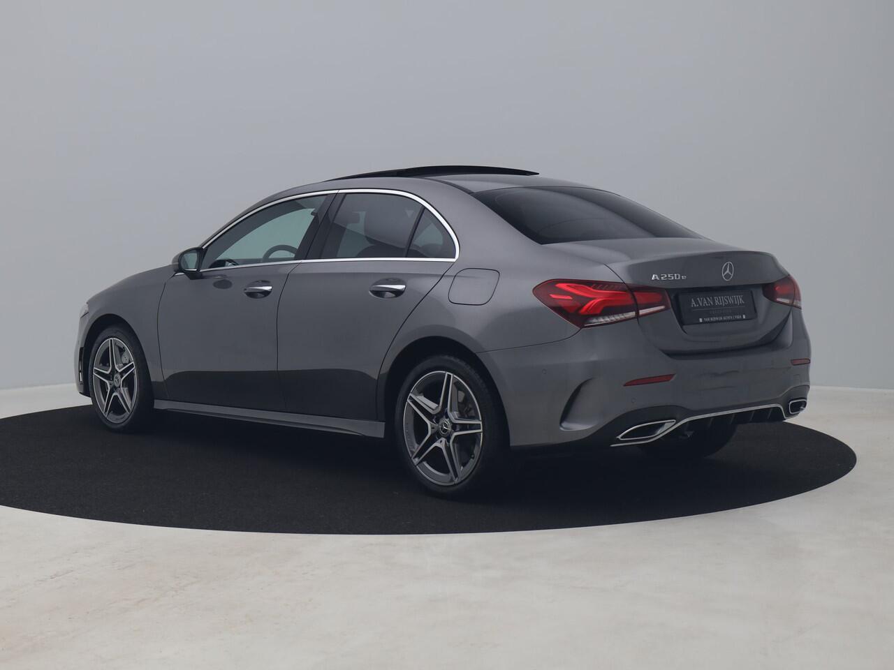 Mercedes-Benz A-KLASSE 250e AMG Line | PANO | CAMERA | KEYLESS | STOELVERW.