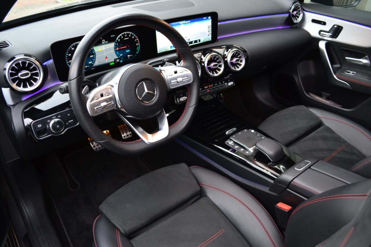 Mercedes-Benz A-KLASSE 250 E Business AMG Pano/ACC/LED/Camera/NAP