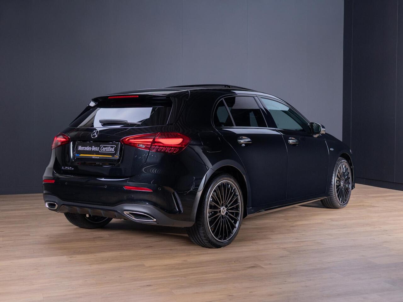 Mercedes-Benz A-KLASSE Hatchback 250 e Business Solution AMG Panorama dak