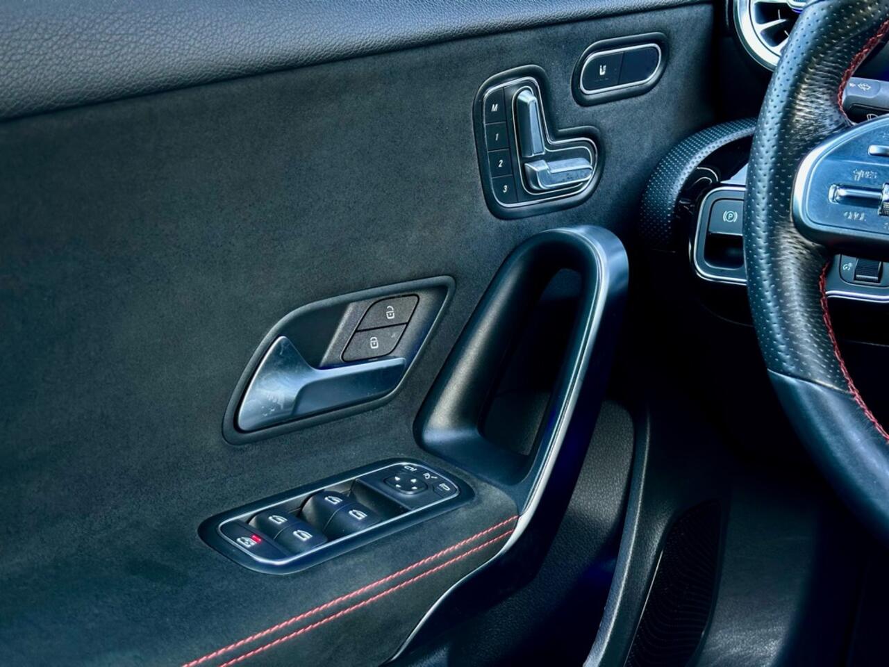 Mercedes-Benz A-KLASSE 200 AMG A35 PANO|MEMORY|SFEER|NIGHT|CAMERA