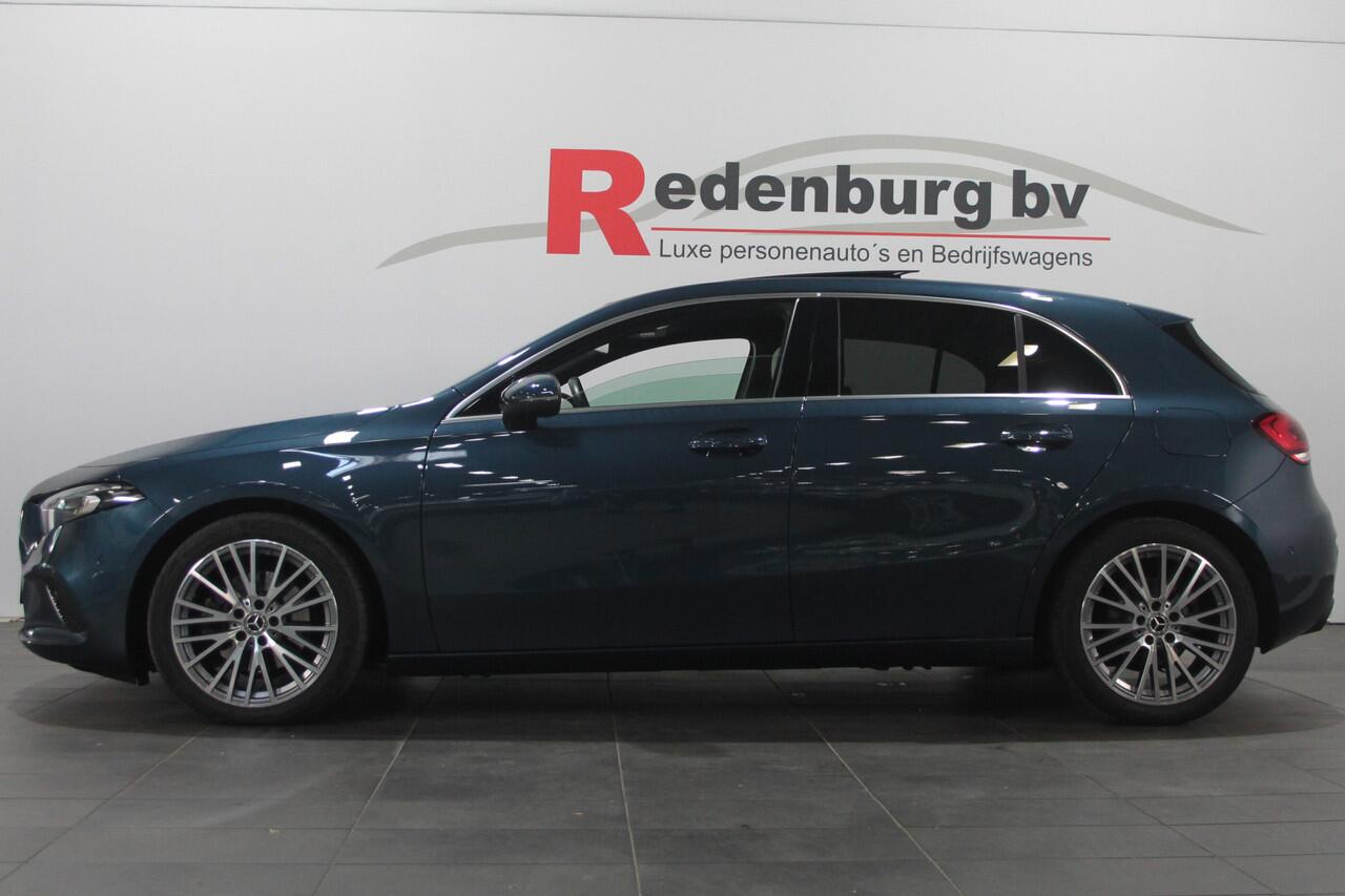 Mercedes-Benz A-KLASSE 200 Luxury Line - Pano / Carplay / Camera / Dodehoek