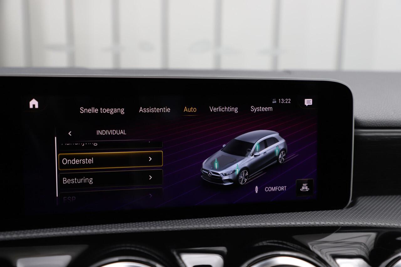 Mercedes-Benz A-KLASSE 220 AMG Aut7 | 190PK | Pano | Adaptief-onderstel | Sfeerverlichting | Burmester | Memory | Multibeam | ACC | Widescreen | 2019.