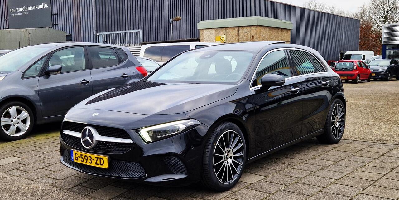 Mercedes-Benz A-KLASSE 200 Premium Plus AMG-Line