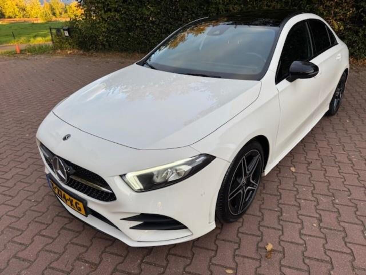 Mercedes-Benz A-KLASSE 200 AMG BUSINESS SOL./PANO/XEN/HLEER/