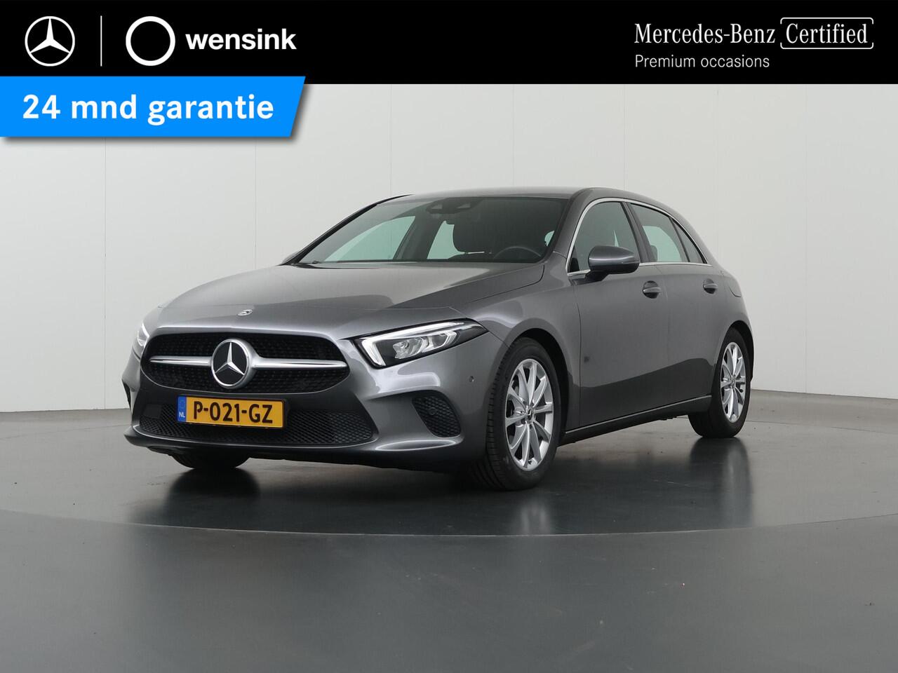 Mercedes-Benz A-KLASSE 180 Business Solution Luxury | Widescreen | Trekhaak | Stoelverwarming | Parkeersensoren |