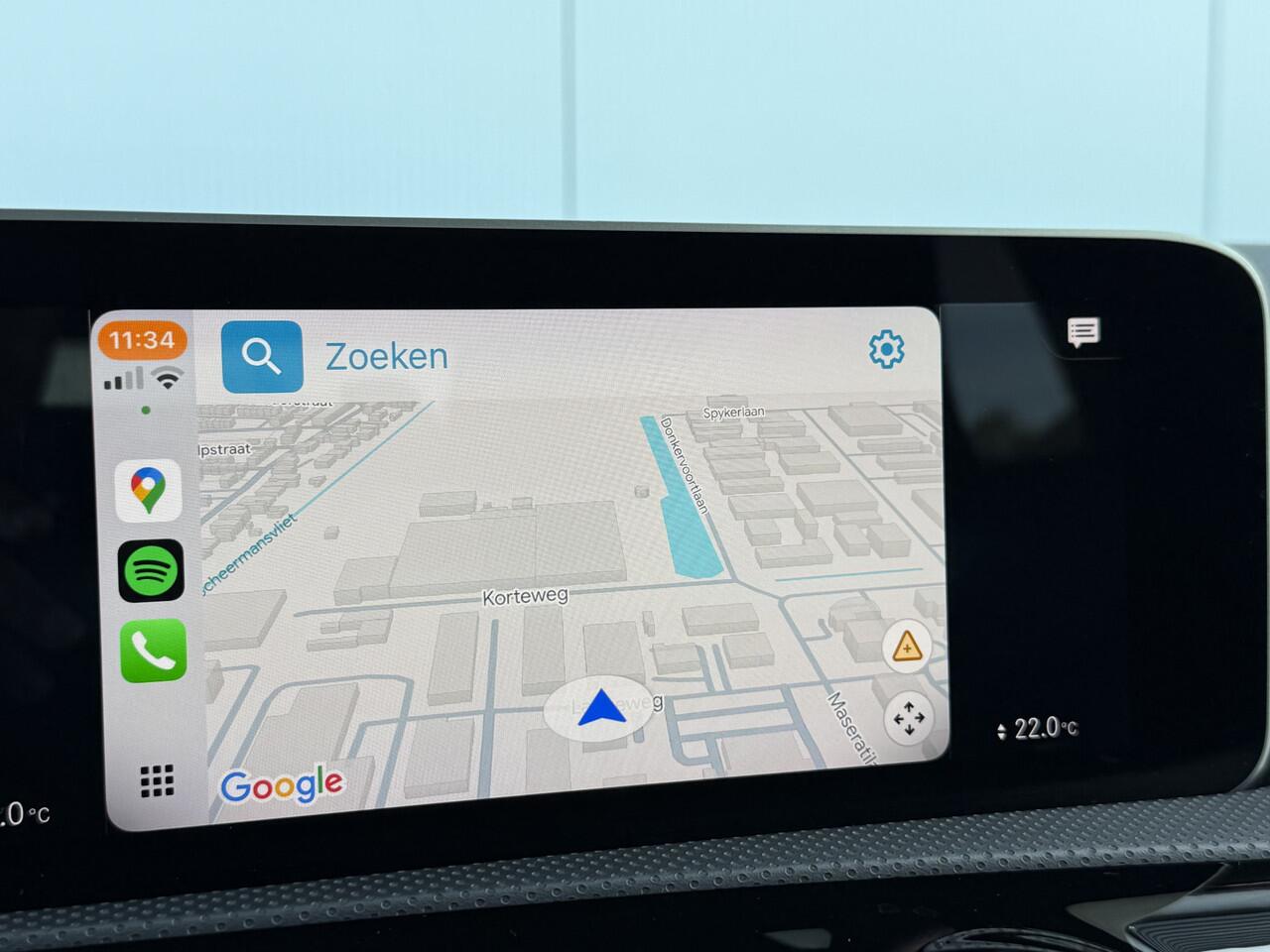 Mercedes-Benz A-KLASSE 220 Launch Edition Automaat AMG-Pakket