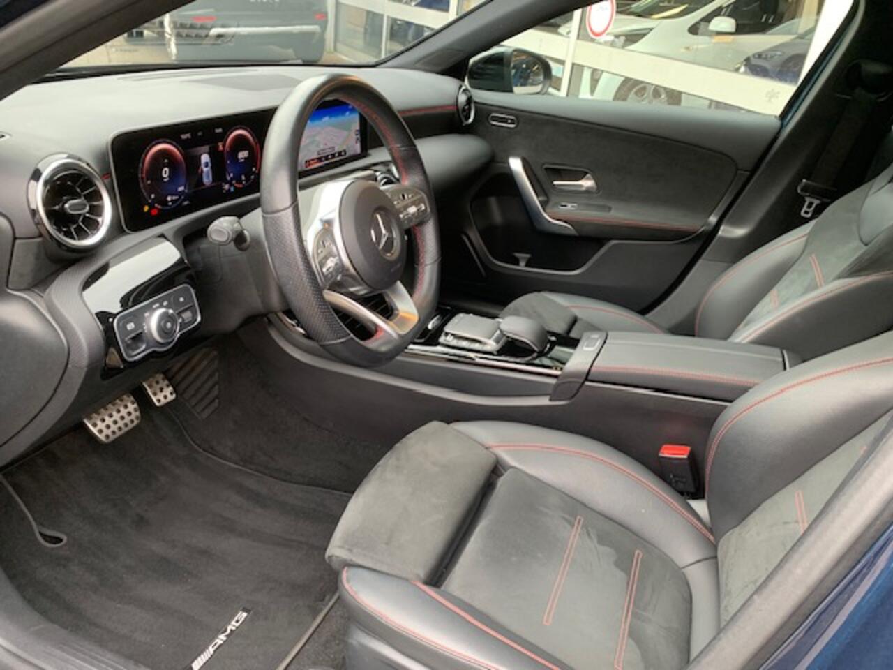 Mercedes-Benz A-KLASSE 180 Business Solution AMG. Panoramadak, 18inch LMV