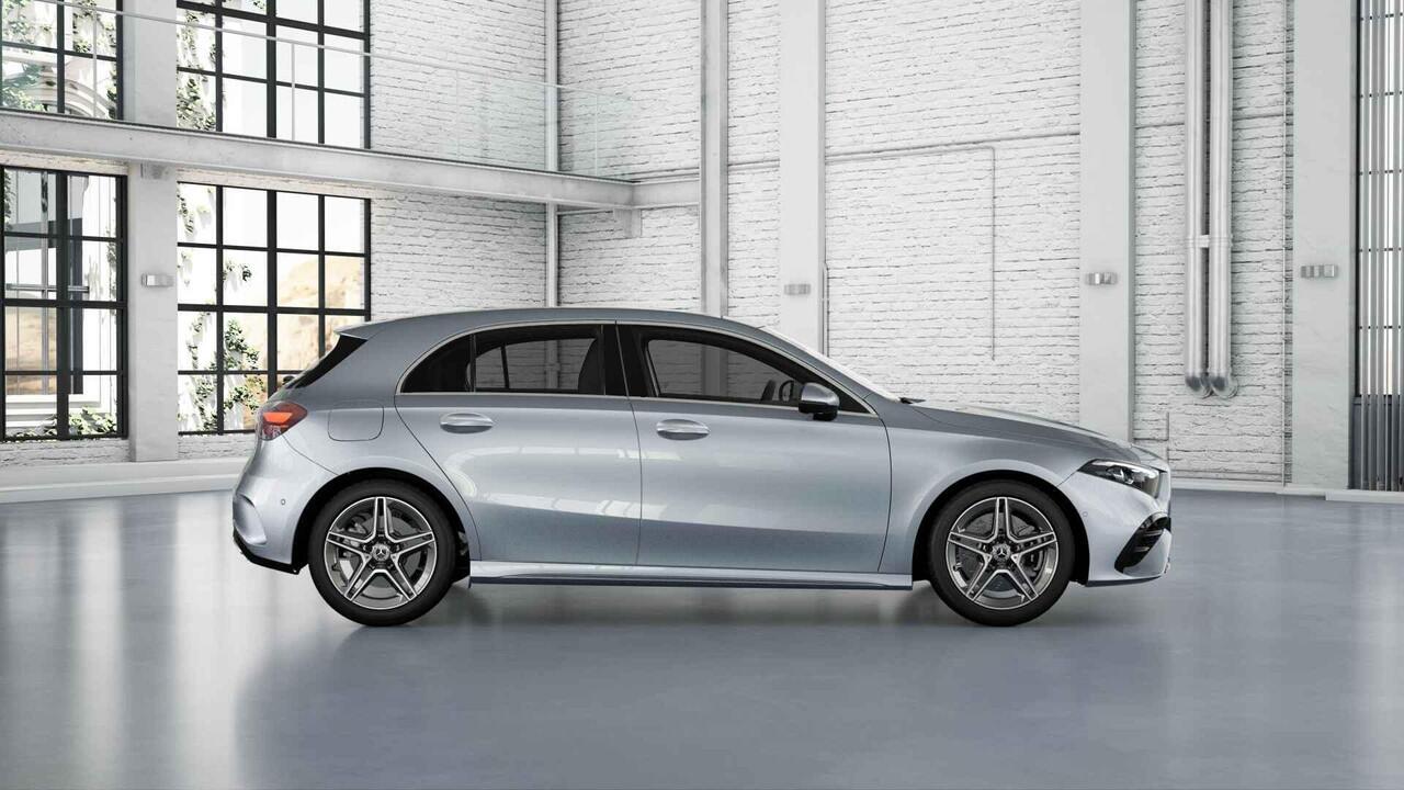 Mercedes-Benz A-KLASSE 250e Business Solution AMG | Panoramaschuifdak | Head-up display | Premium Plus | Stoelverwarming | 360° camera |