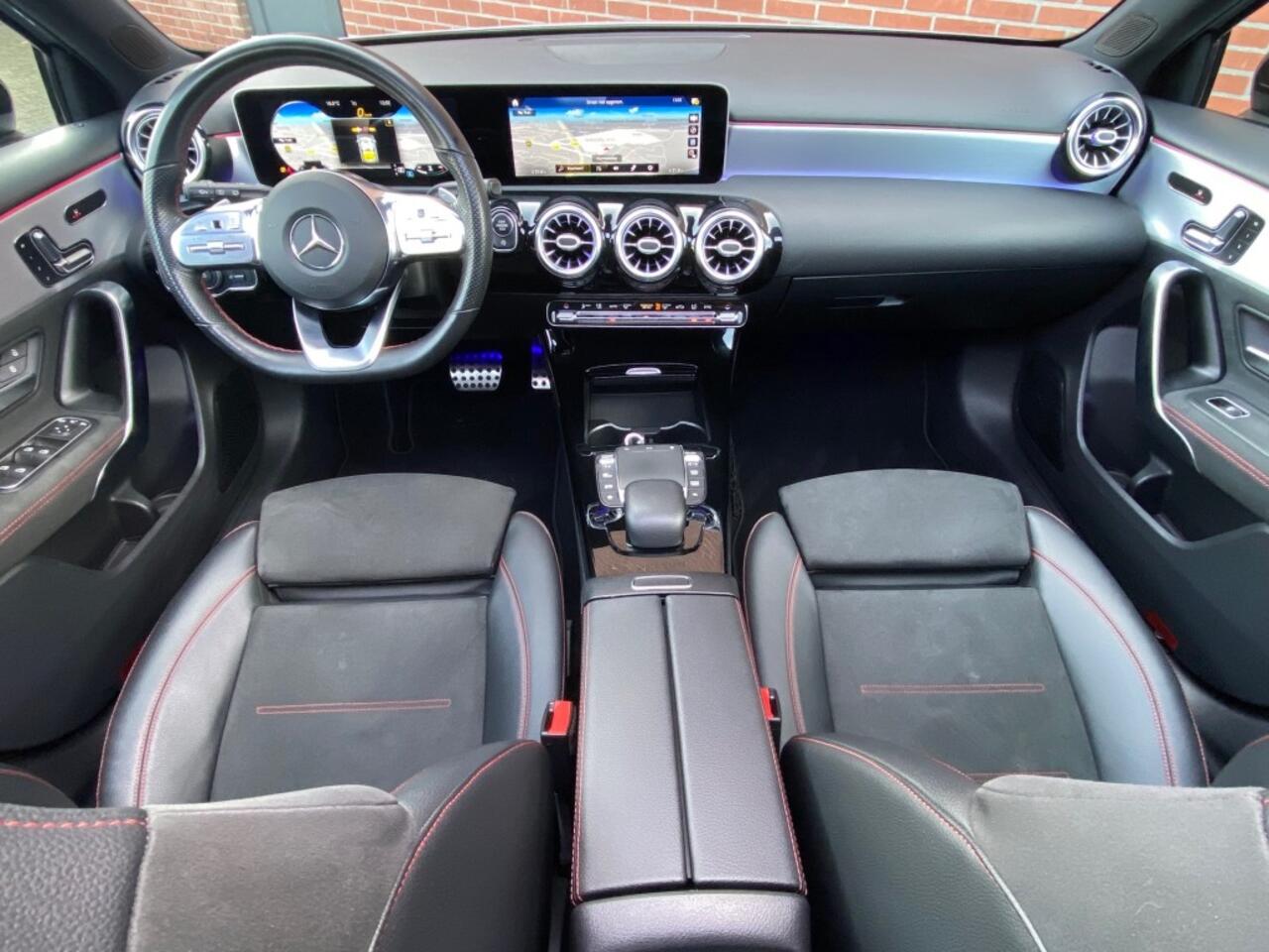 Mercedes-Benz A-KLASSE 180 BUSINESS SOLUTION AMG PANO/SCHUIFDAK NAVI CLIMA STOELVW CAMERA