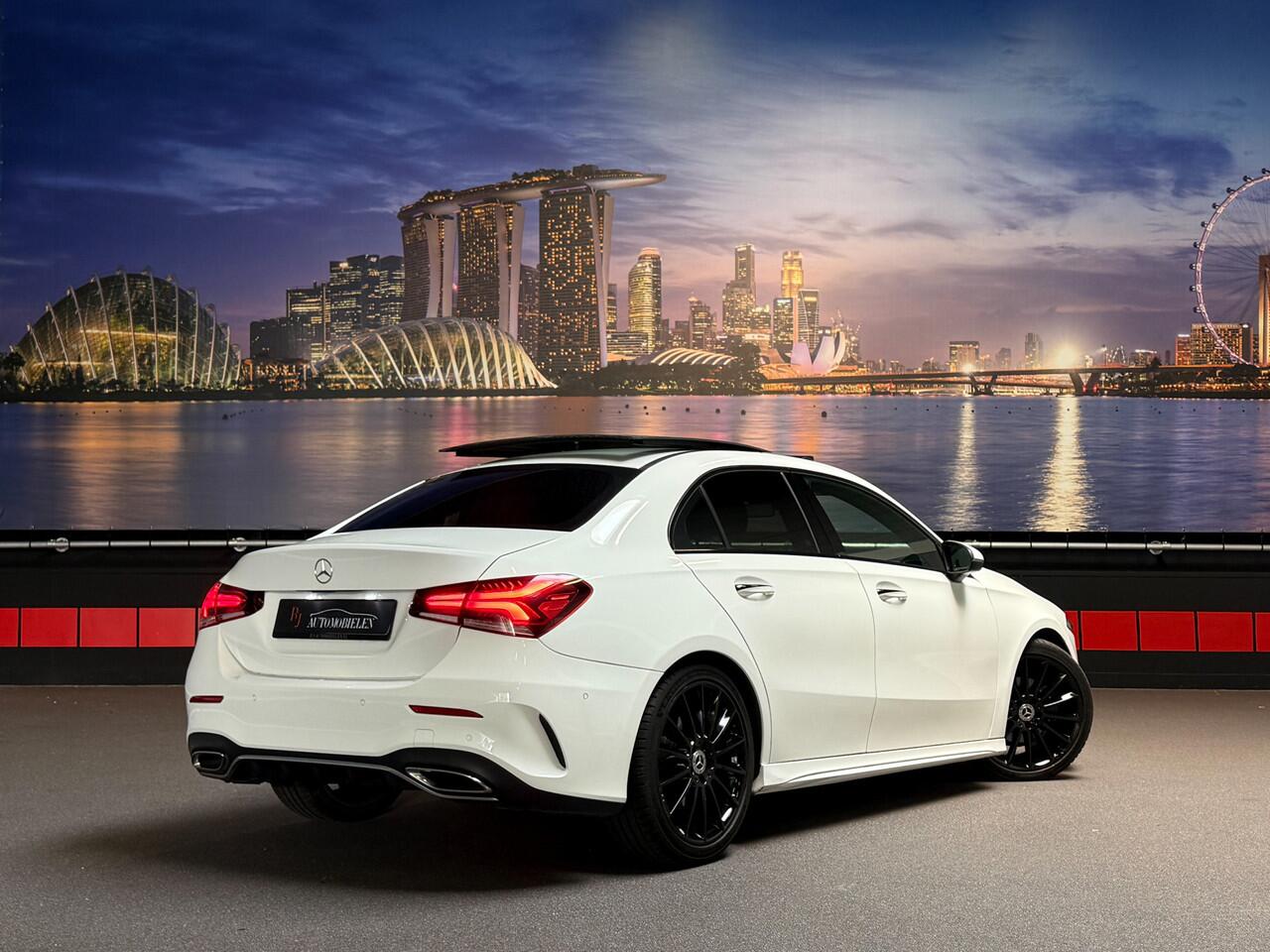 Mercedes-Benz A-KLASSE A200 AMG Limousine | Memory|Night-pakket|Keyless|Multibeam