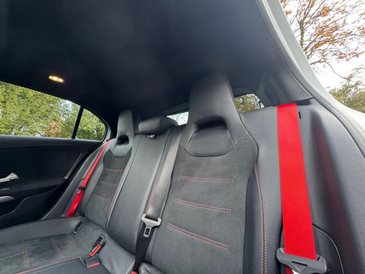 Mercedes-Benz A-KLASSE AMG 35 4M Ed. 1 PANO KEYLESS FULL OPTION