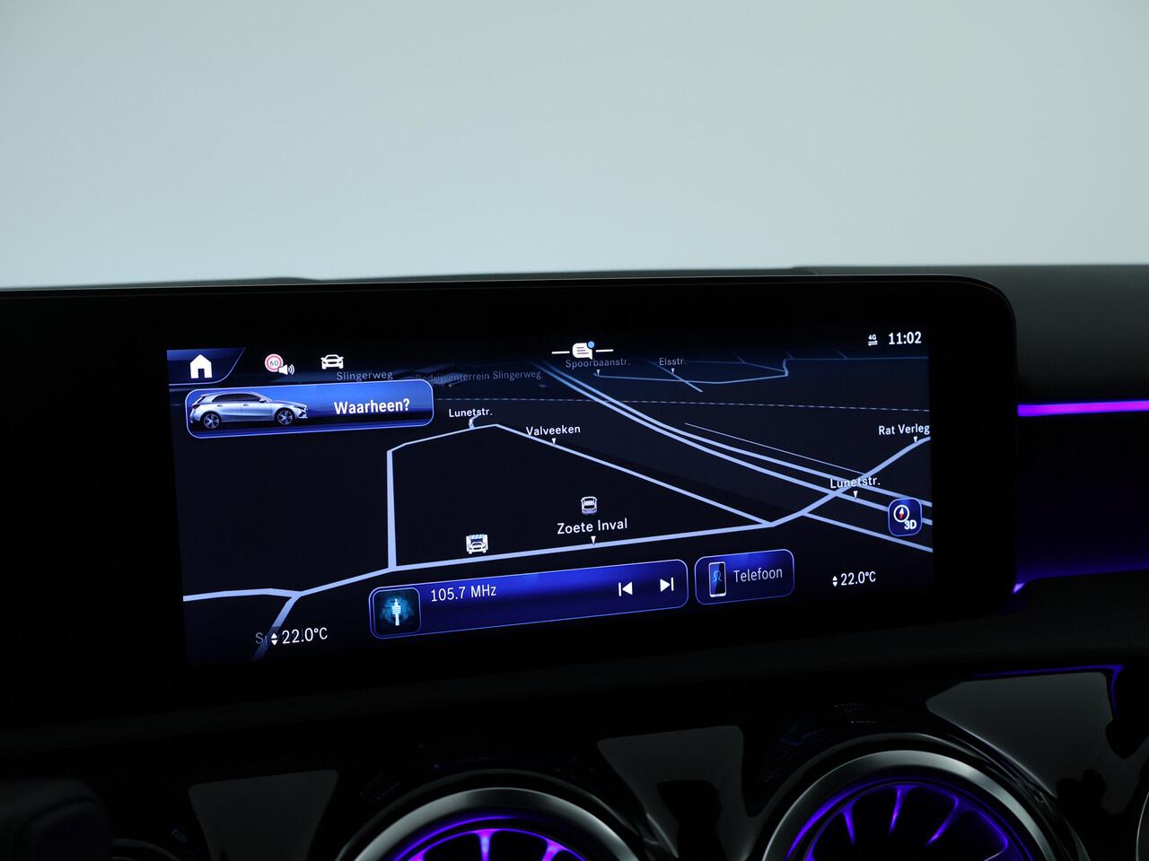 Mercedes-Benz A-KLASSE 180 AMG Line Plus | Panoramadak | 360° camera | Elektrische Stoelen | Sfeerverlichting | Apple Carplay | Inclusief 24 maanden MB Certified garantie voor Europa.