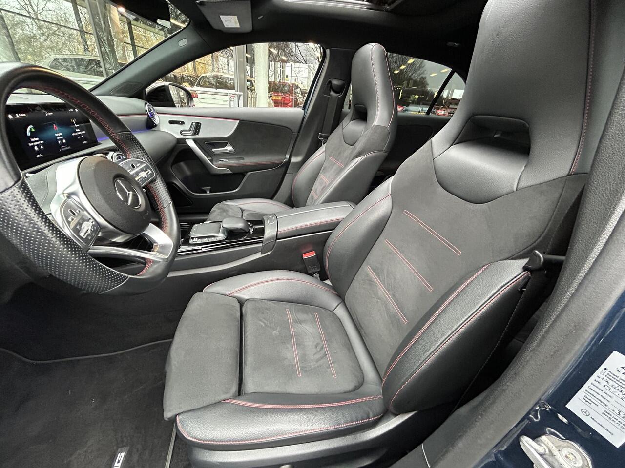 Mercedes-Benz A-KLASSE 180 Business Solution AMG | Panoramadak | Carplay/Android | Sfeerverlichting