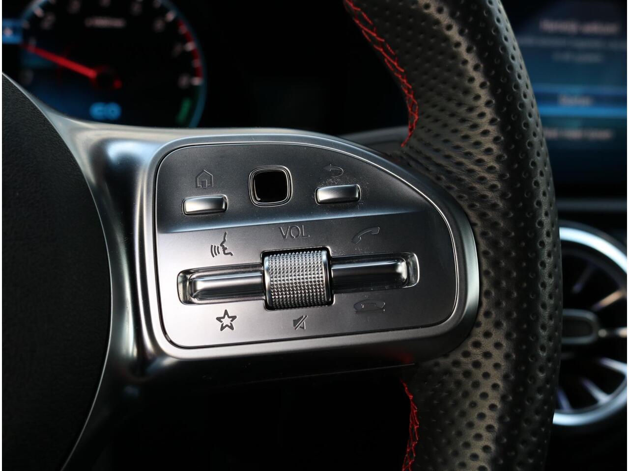 Mercedes-Benz A-KLASSE 250 e Business Solution AMG Limited