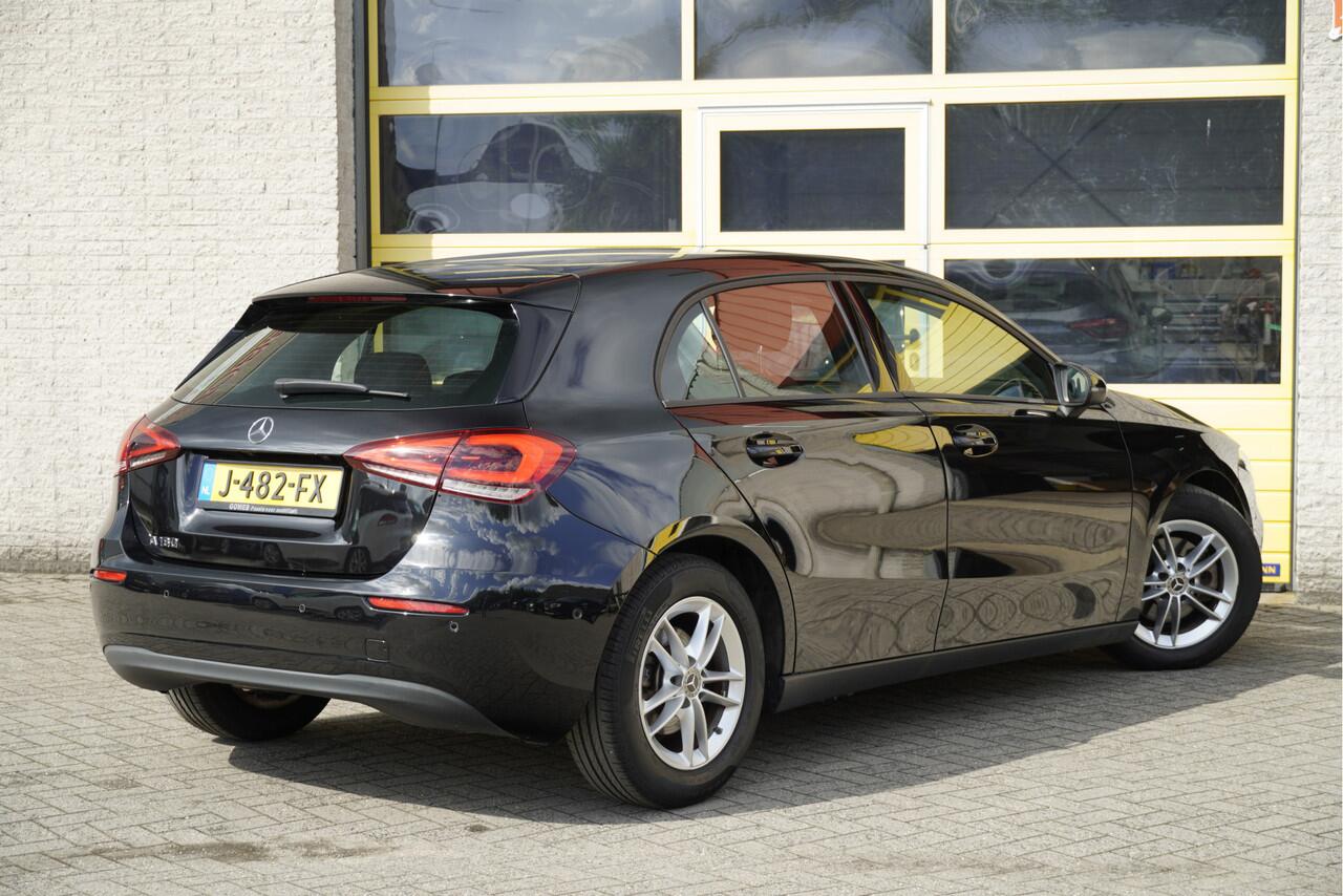 Mercedes-Benz A-KLASSE 180 Automaat! 5drs Business Solution BJ2020 Lmv 16" | Led | Pdc | Navi | Achteruitrijcamera | App-Connect | Virtual cockpit | Climate control | Cruise control | Verwarmde voorstoelen | Getint glas