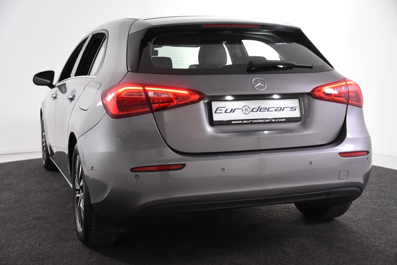 Mercedes-Benz A-KLASSE 180 *1ste Eigenaar*Navigatie*PDC*