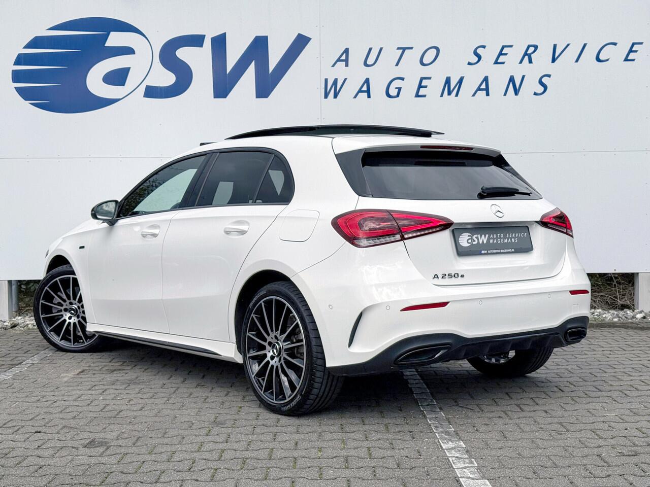 Mercedes-Benz A-KLASSE 250 e Business Solution AMG Limited | Pano | Ambient Light | Camera | LED | MBUX | 19 inch