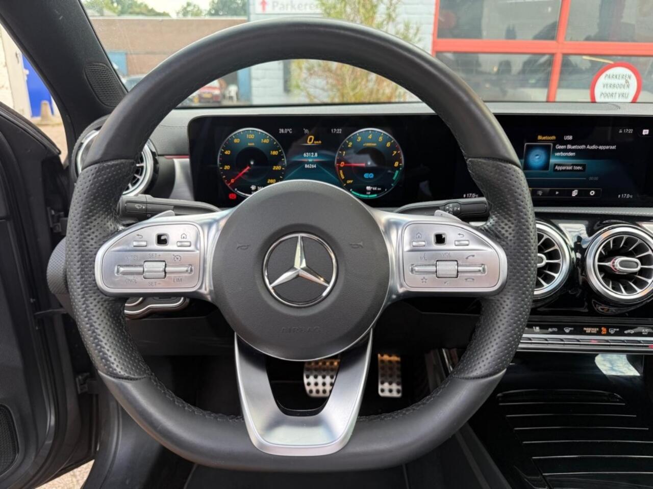 Mercedes-Benz A-KLASSE 250 E PREMIUM PLUS