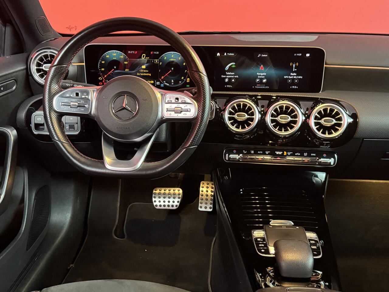 Mercedes-Benz A-KLASSE 200 | BTW Auto | Fender Audio | Widescreen | Sfeerverlichting |