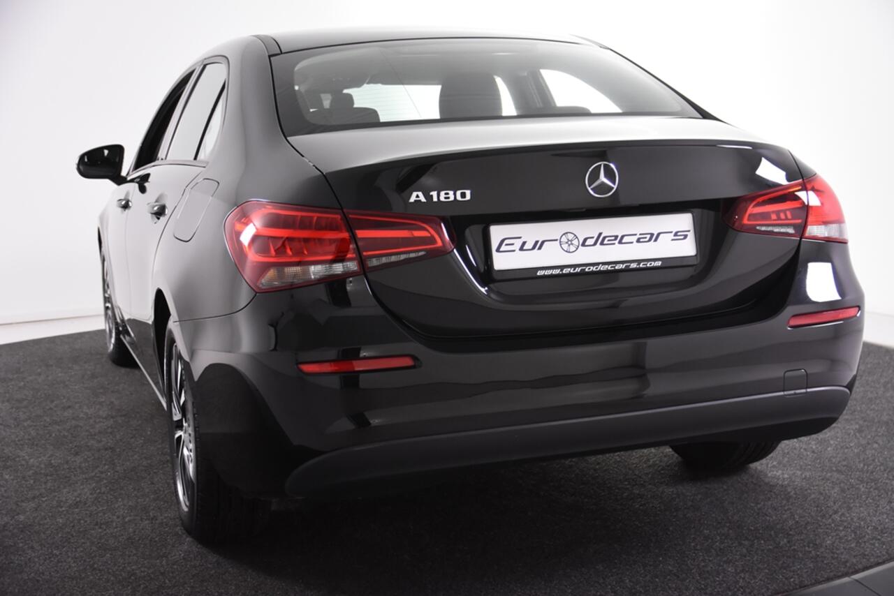 Mercedes-Benz A-KLASSE 180 *1ste Eigenaar*Navigatie*Camera*Carplay*