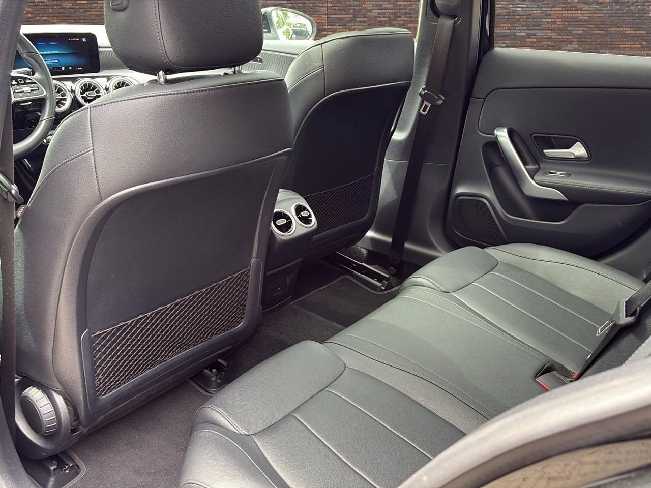 Mercedes-Benz A-KLASSE 200 ECC SPORTSTOELEN NAVIGATIE LMV PANODAK