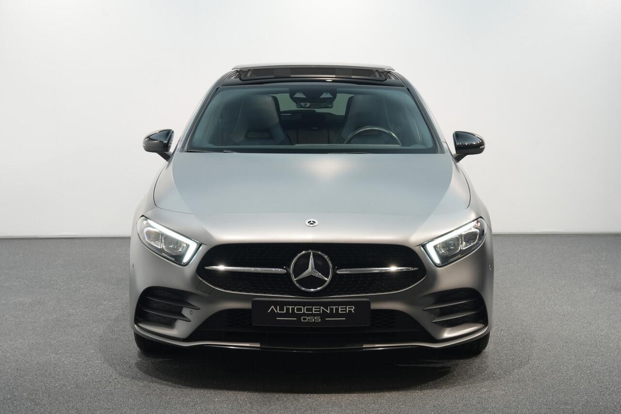 Mercedes-Benz A-KLASSE 250 e AMG MAGNO MAT ? NIGHT ? PANO ? CAMERA ? SFEER ? MBUX-HIGH END