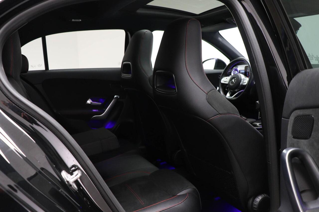 Mercedes-Benz A-KLASSE 250 Premium AMG Line | PANORAMADAK | DAB | CAMERA