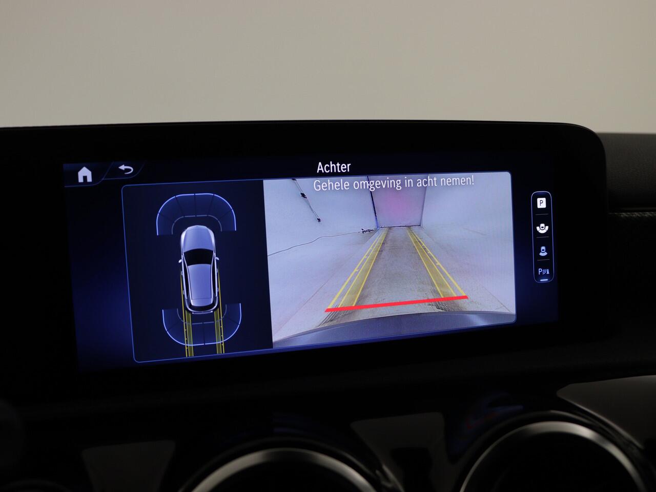 Mercedes-Benz A-KLASSE 250 e Business Line | Distronic | Dodehoekassistent | Donkergetint glas achter | Verwarmde stoelen vooraan | Zitcomfortpakket | Achteruitrijcamera | Inclusief 24 maanden MB Certified garantie voor Europa.