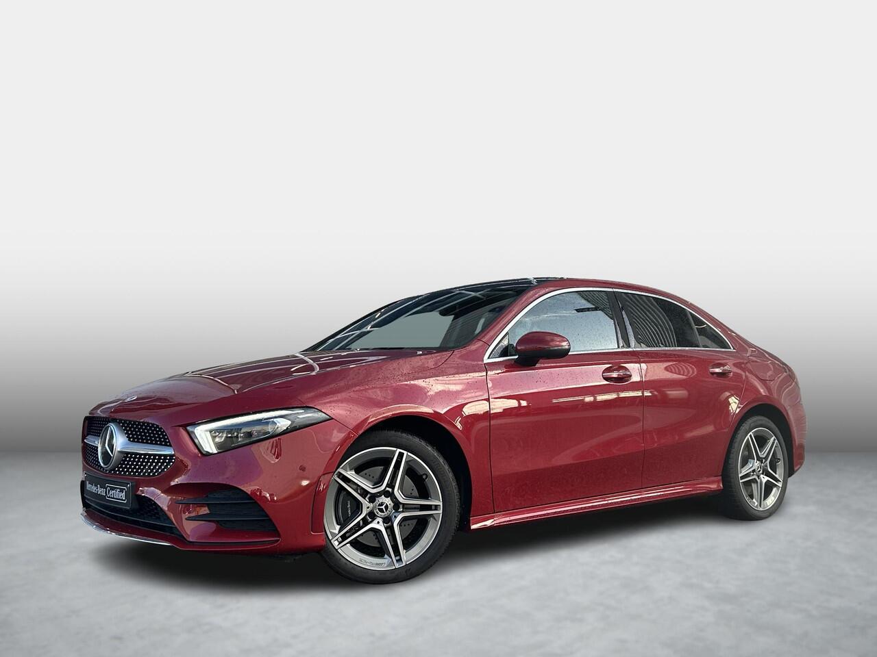 Mercedes-Benz A-KLASSE 250 e AMG Line | Head-up display | Panoramadak | Keyless Entry | Distronic | Dodehoekassistent | Stoelverwarming | 360 graden camera | Carplay