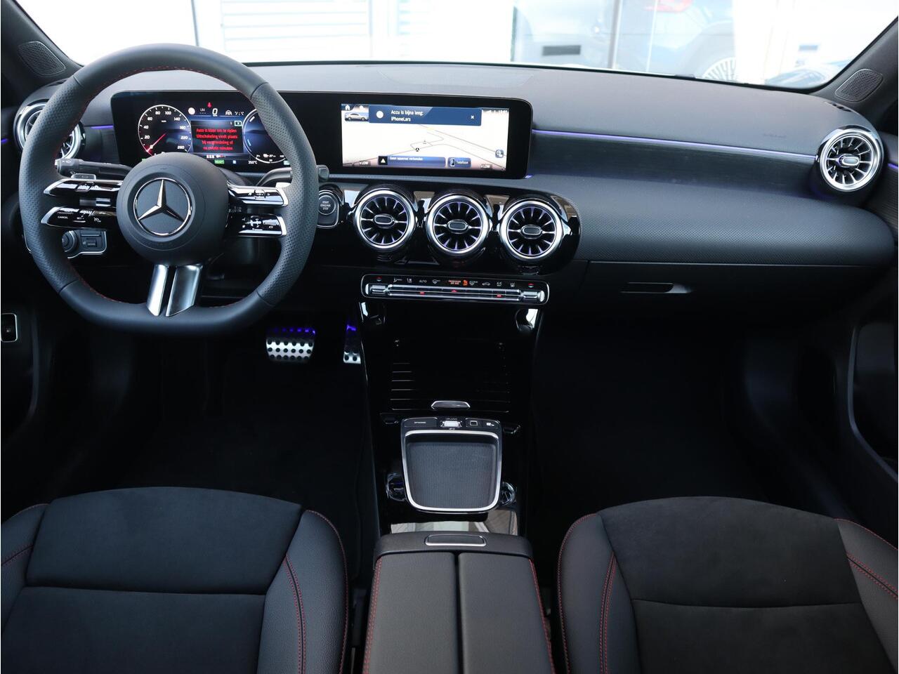 Mercedes-Benz A-KLASSE 250 e AMG Line