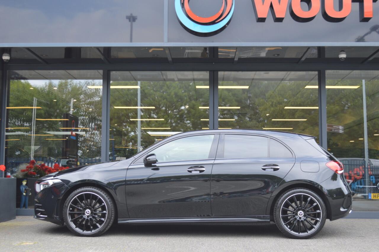 Mercedes-Benz A-KLASSE 250 e AMG Led Distronic Head-Up Camera 360 Night Keyless Pdc