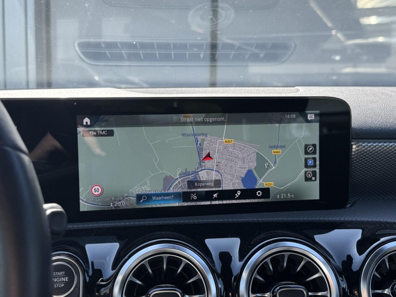 Mercedes-Benz A-KLASSE 180 Business solution Luxury | Leer | Adapt. Cruise