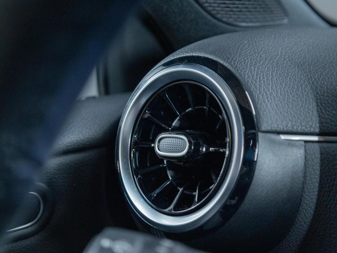 Mercedes-Benz A-KLASSE Hatchback 180 Business Solution