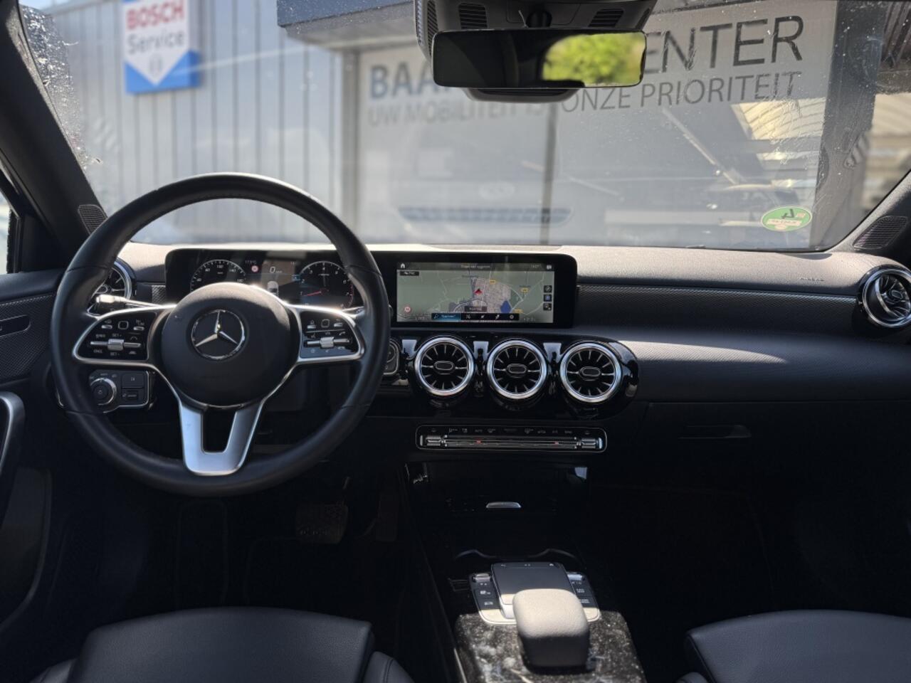Mercedes-Benz A-KLASSE 180 Business solution Luxury | Leer | Adapt. Cruise