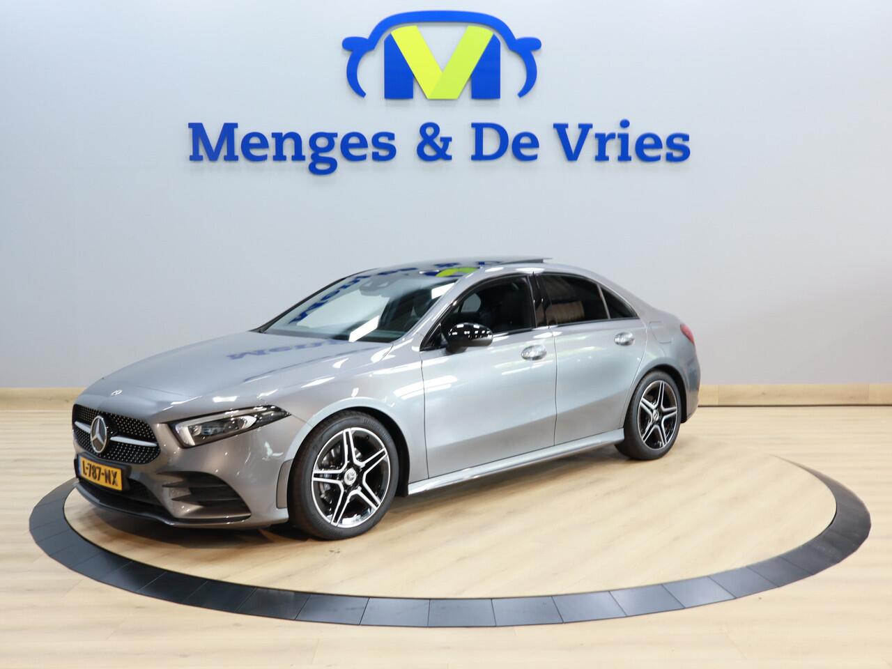 Mercedes-Benz A-KLASSE 180 Business Solution AMG Line | Airco ECC | LED | Camera | Sfeer | Navigatie | Cruise Control | Memory | Isofix | NAP |