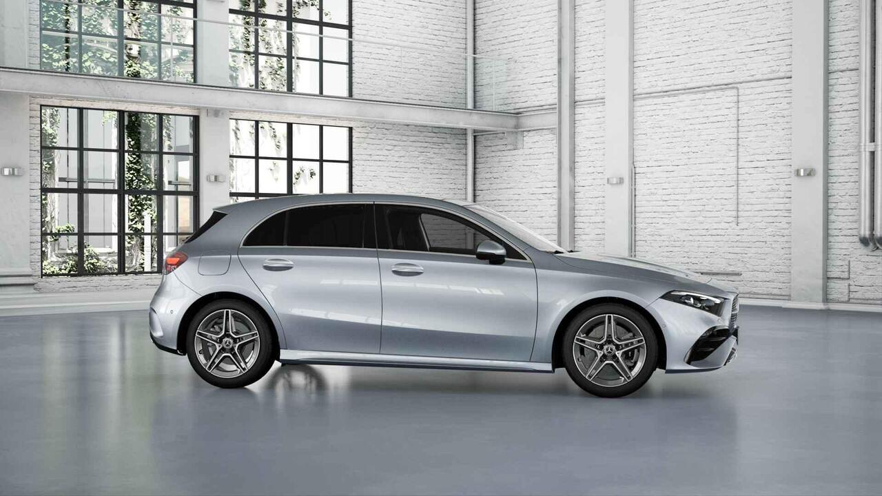 Mercedes-Benz A-KLASSE 250e Business Solution AMG | Panoramaschuifdak | Stoelverwarming | Achteruitrijcamera | MULTIBEAM LED |