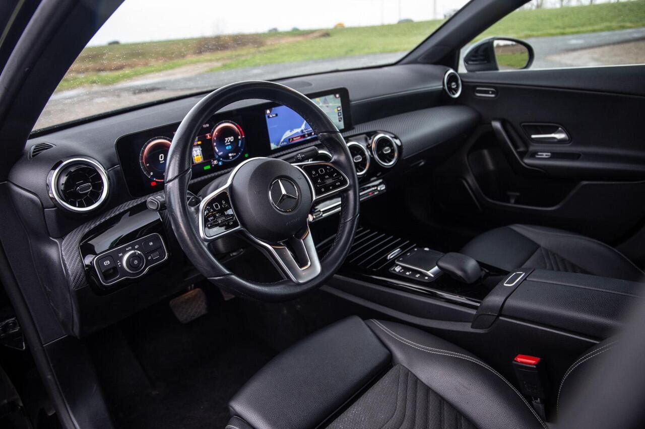 Mercedes-Benz A-KLASSE 250 e Business Solution Luxury Limited AUTOMAAT / LEDER / CRUISE CONTROLE / CAMERA / CARPLAY