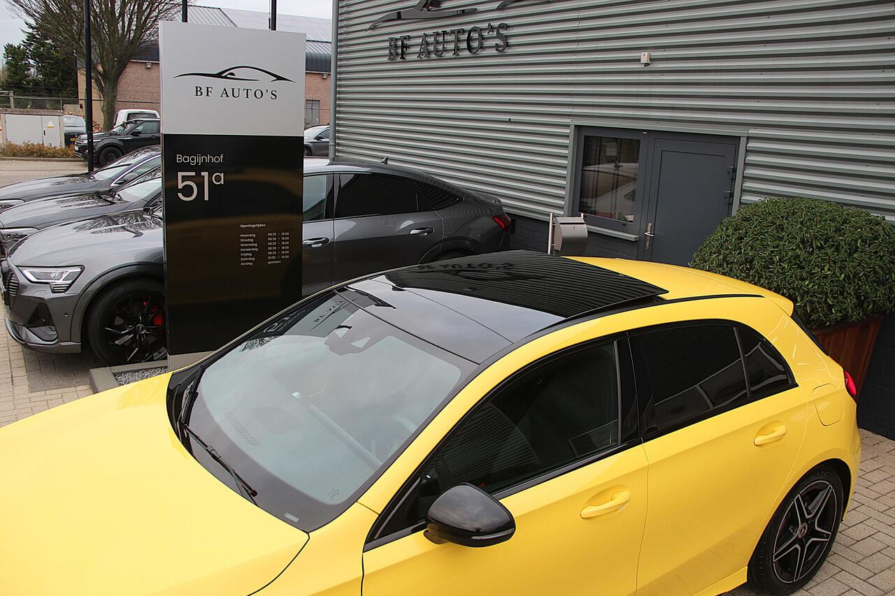 Mercedes-Benz A-KLASSE 180 Business Solution AMG Panoramadak | Night pakket | Camera | High Performance LED | Widescreen | Rijstrooksensor | Apple CarPlay | LMV18"
