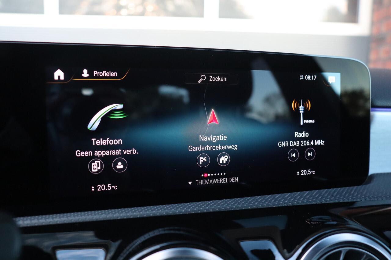 Mercedes-Benz A-KLASSE 180 Business Solution AMG, Night, sfeer