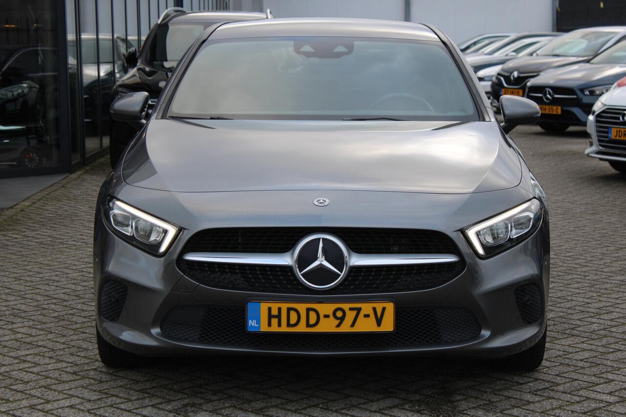 Mercedes-Benz A-KLASSE 250e AUT8 Premium LEDER CARPLAY WIDESCREEN SFEER CAMERA