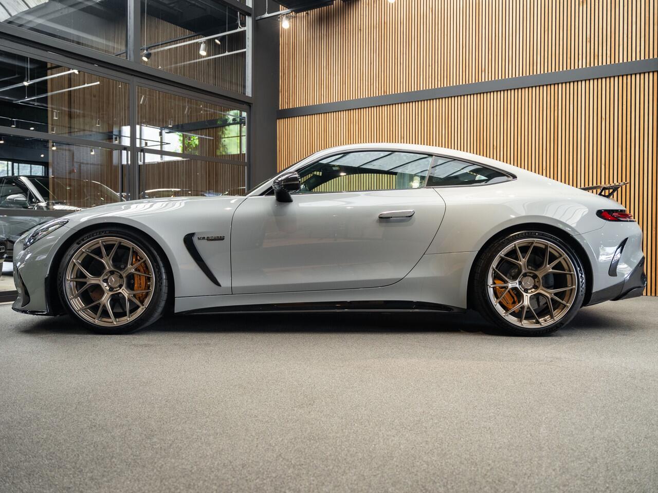 Mercedes-Benz AMG-GT GT63 S E Performance Keramisch Carbon AMG 63 S Burmester VOLL