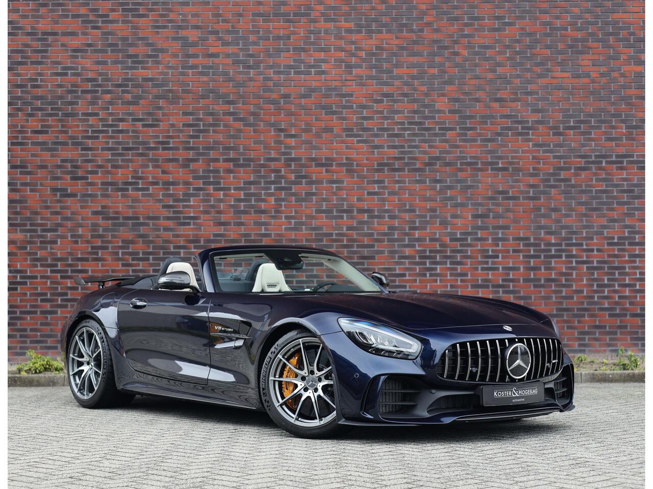 mercedes-benz-amg-gt-r-roadster-tan